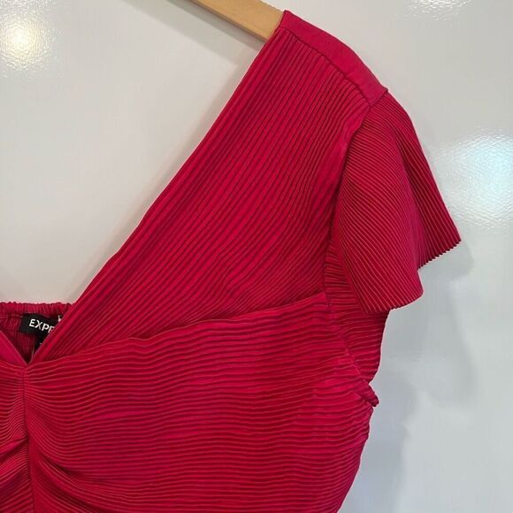 Express pink cropped blouse size large - Picture 4 of 8